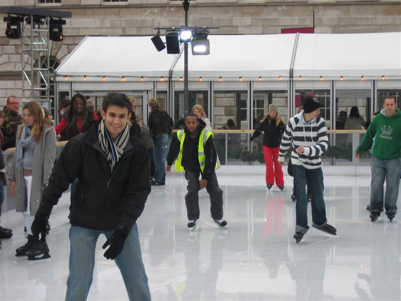 Ice skating 5570